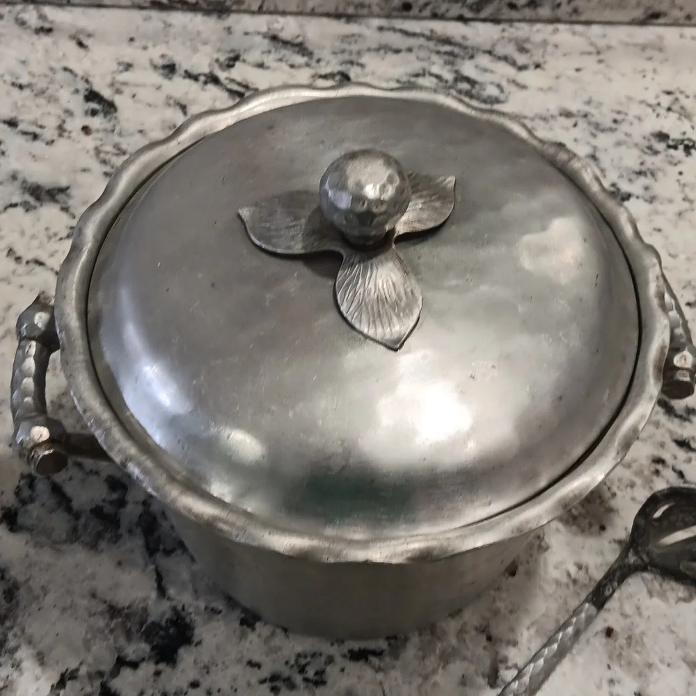 Vintage Everlast ice bucket